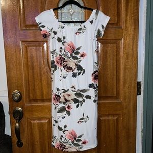White floral dress. Size medium.